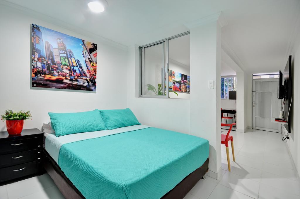 מדיין Apartamentos Amoblados Jg De La 70 מראה חיצוני תמונה