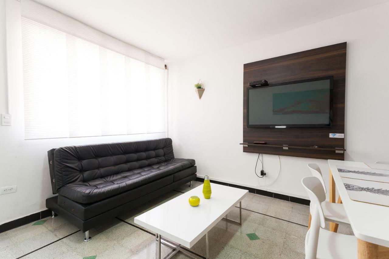 מדיין Apartamentos Amoblados Jg De La 70 מראה חיצוני תמונה