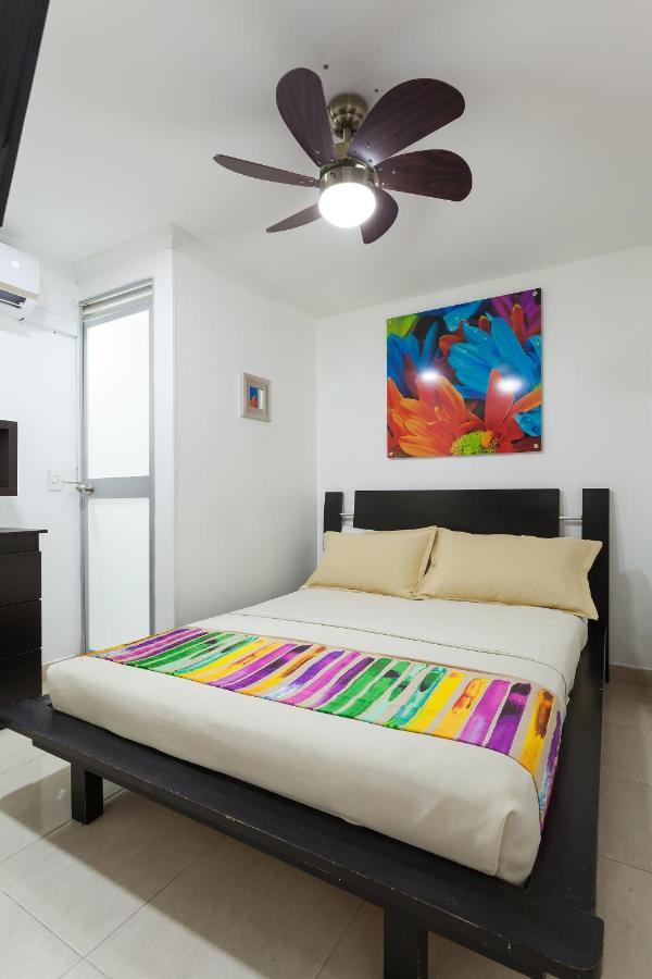 מדיין Apartamentos Amoblados Jg De La 70 מראה חיצוני תמונה
