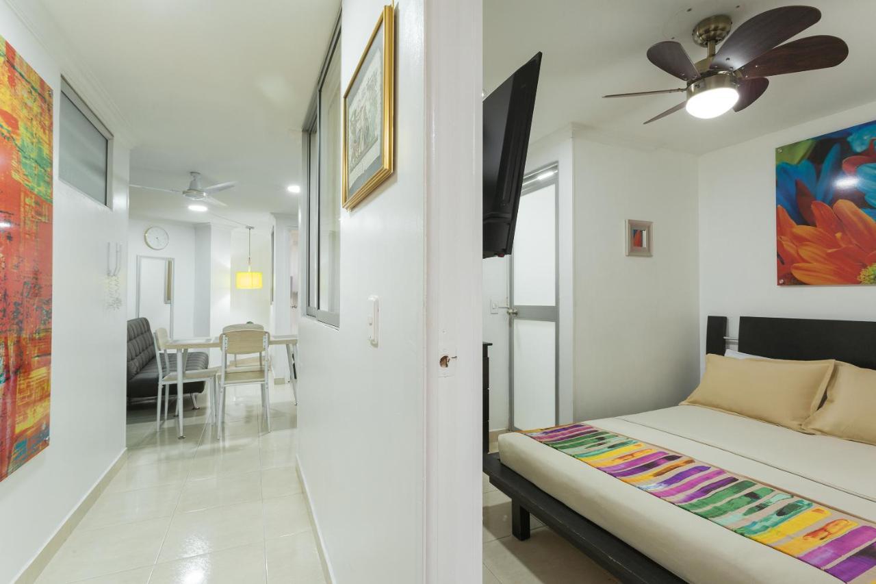מדיין Apartamentos Amoblados Jg De La 70 מראה חיצוני תמונה